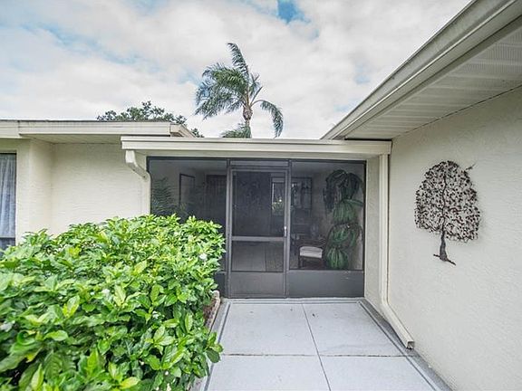 3rd image of 1512 Ingram Dr #22