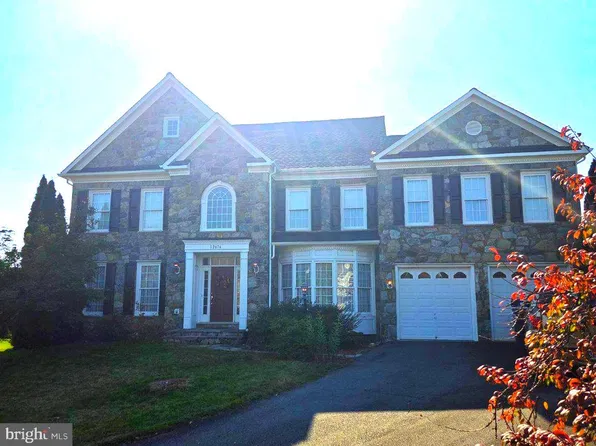 12676 Crabtree Falls Dr, Bristow, VA 20136