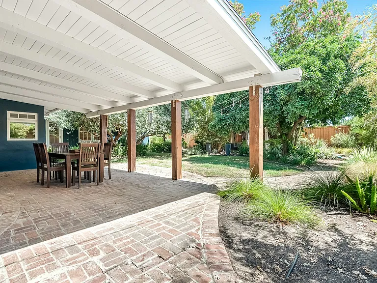 1531 W Laurel Ave — Photo 46