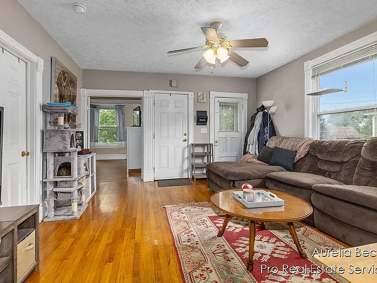 555 Pettibone Ave NW #2 — Photo 9