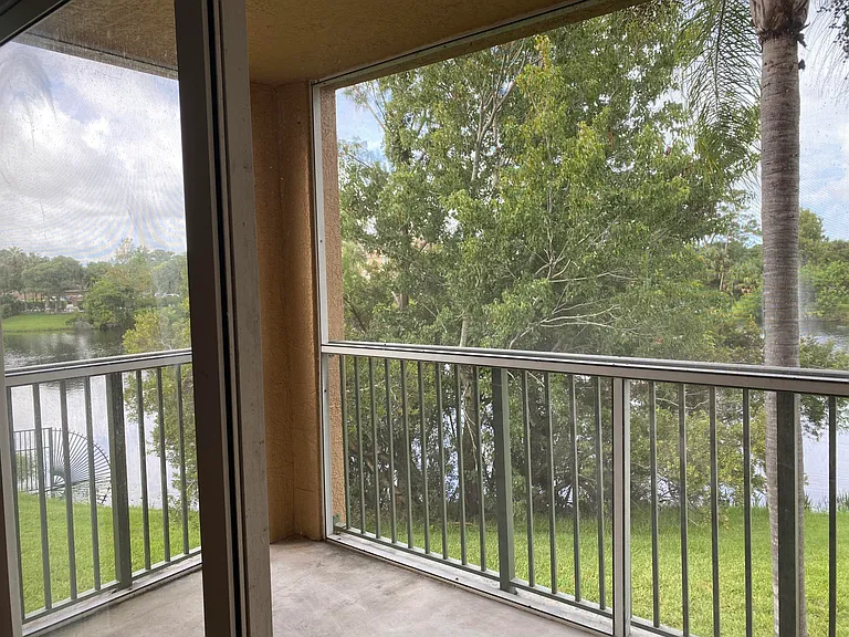 3805 NW Mediterranean Ln — Photo 13