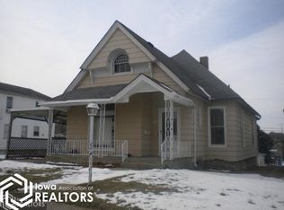 209 S 8th St #TOWNHOUSE, Burlington, IA 52601