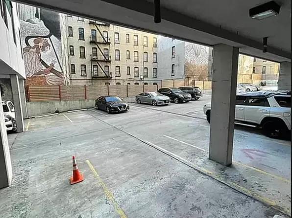 22 Ford Street image 15 of 21