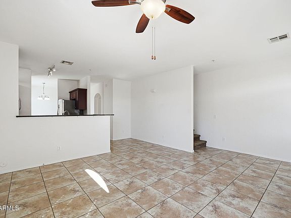 5th image of 2725 E MINE CREEK Road #1013