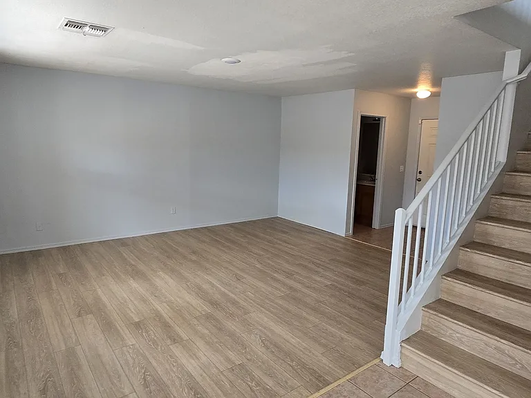 2369 E 35th Ave — Photo 3