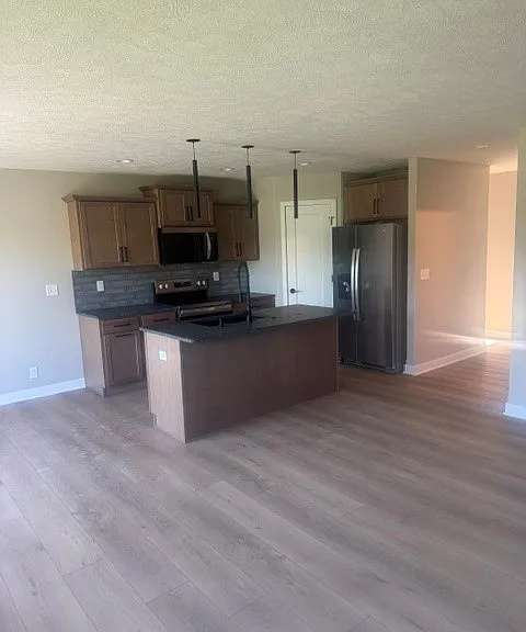 8911 Peregrine Rd — Photo 3