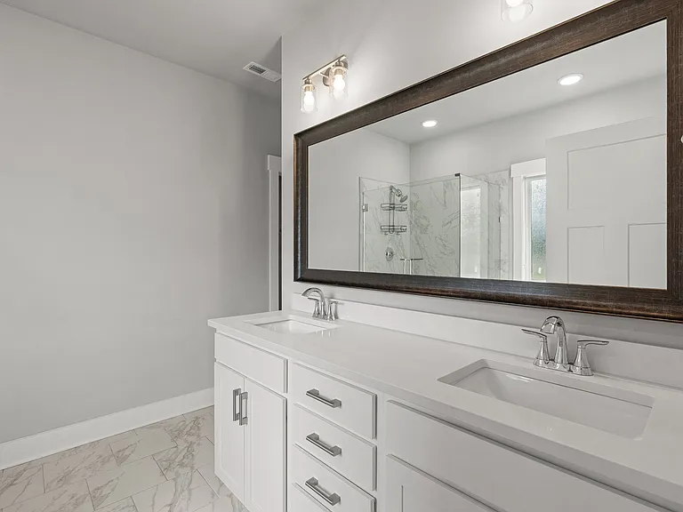400 Tillane Park Cir SW — Photo 14