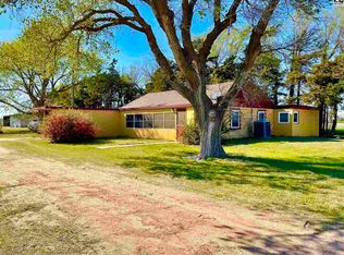 505 N High Point Rd, Nickerson, KS 67561