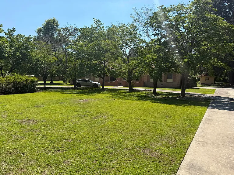 50 Aubrey Cir — Photo 35