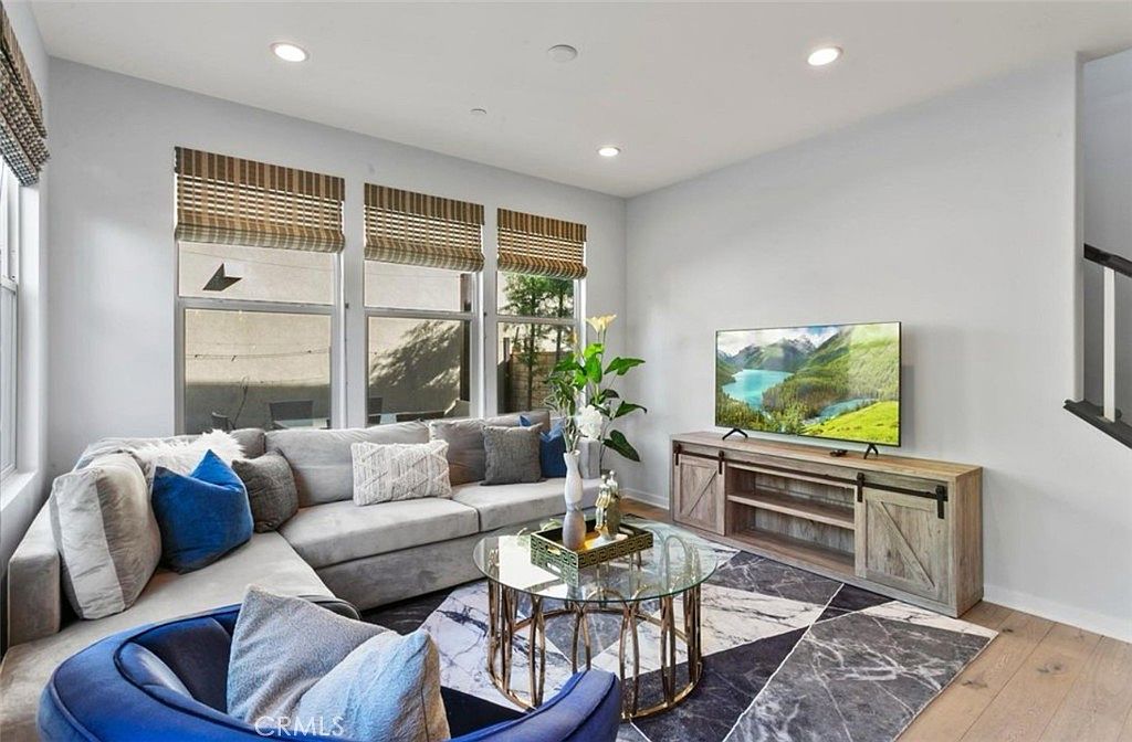 www.zillow.com