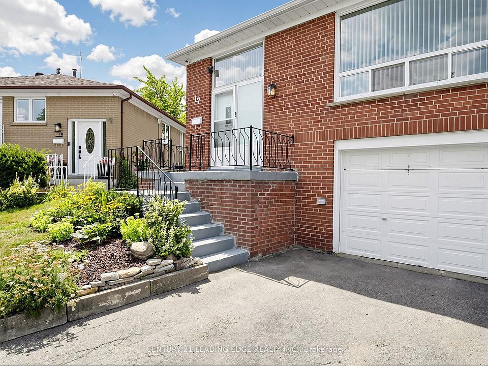 1st image of 17 Tinton Cres