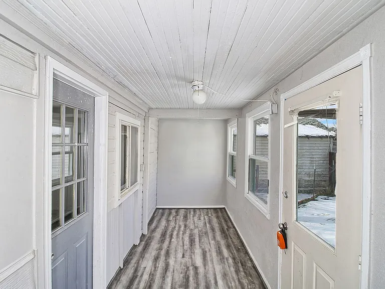 1144 Grand Ave — Photo 22