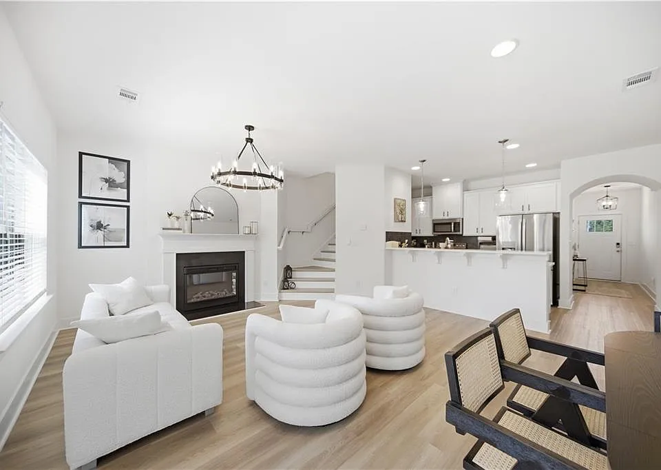 2360 Rex Dr