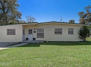 2534 Leonid Rd, Jacksonville, FL 32218
