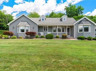 15 Greenview St, Cumberland, RI 02864