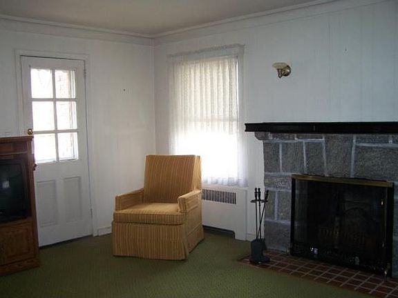 5th image of 111 Ramsey Ave