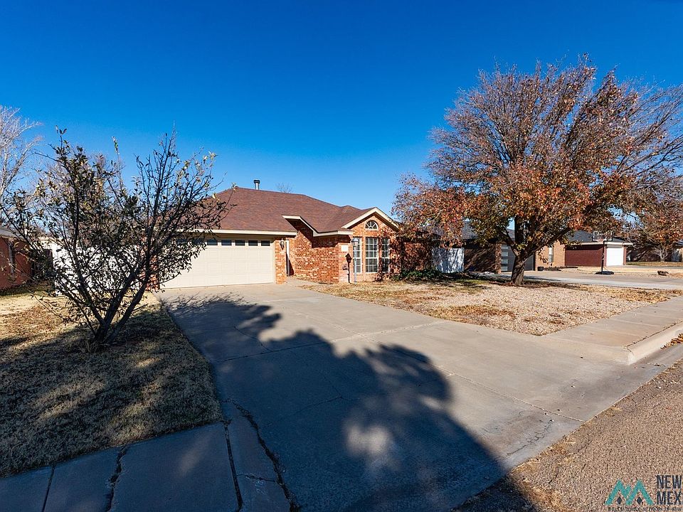 1st image of 216 Mariposa Dr