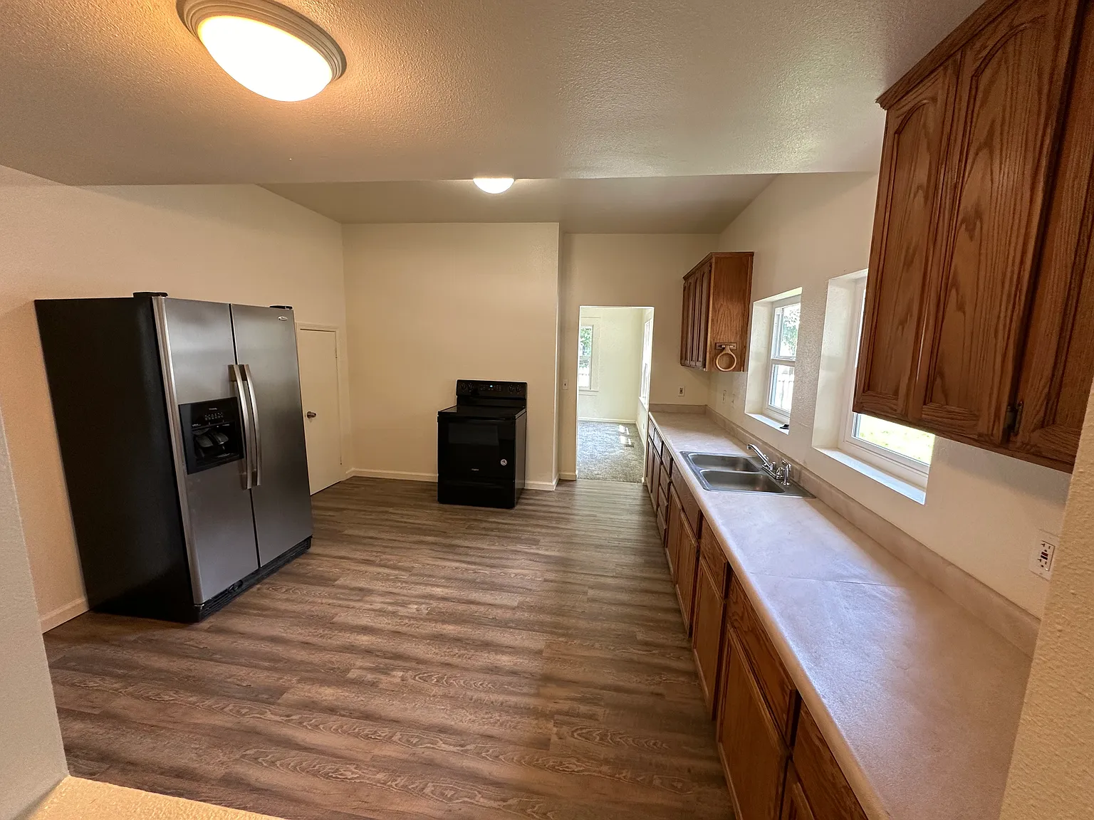 2125 Kennedy Ave — Photo 3