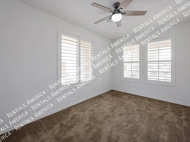 13487 N 174th Ave — Photo 5