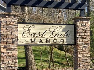 135 Estate Dr, Morgantown, WV 26508