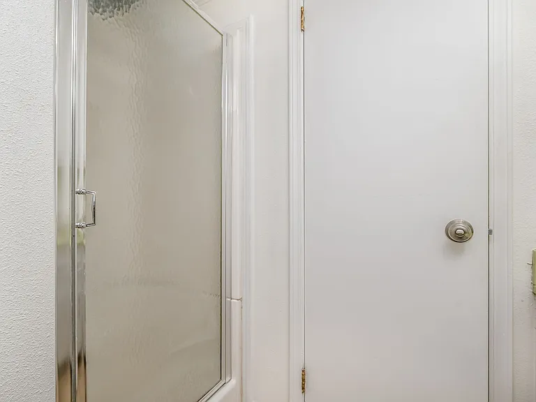 4338 Ridgecrest Cir — Photo 9