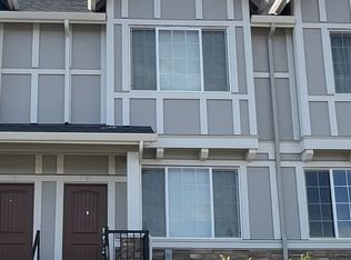 7489 NW Eleanor Ave, Portland, OR 97229