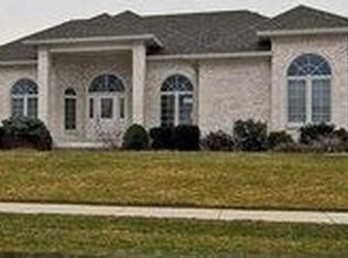 4725 Waters Edge Way, Greenwood, IN
