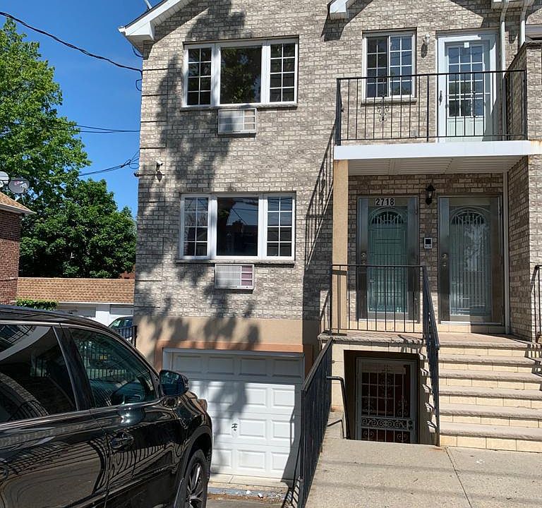 1st image of 2718 Laconia Ave #1