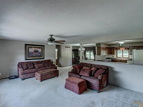 4th image of 8010 Blucksberg Dr