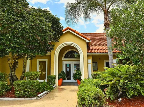 4065 Crockers Lake Blvd #22, Sarasota, FL 34238