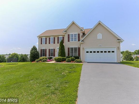 3rd image of 6928 Elon Dr