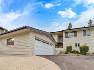 22307 Macfarlane Dr, Woodland Hills, CA 91364