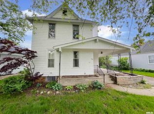 410 N Jefferson St, Roanoke, IL