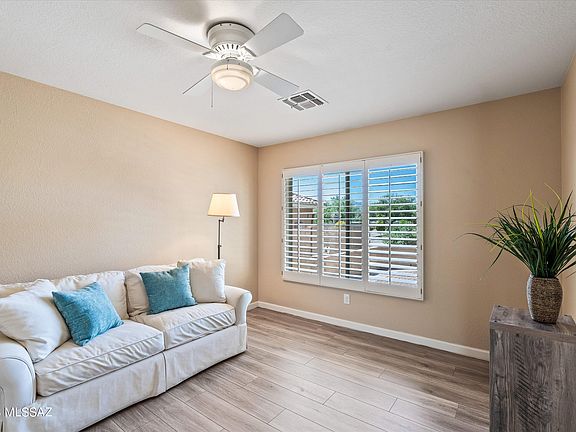 5th image of 63258 E Mountain Wood Dr
