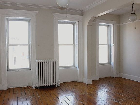 3rd image of 580 Bergen St #2A