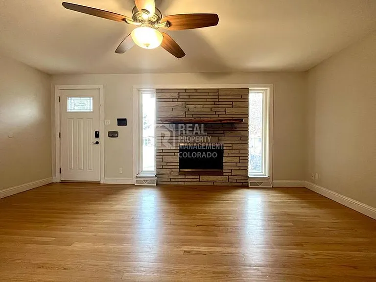 125 Beryl Way — Photo 3