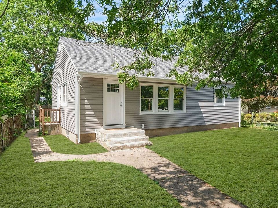 75 Parkwood Drive, Mastic Beach, NY 11951 Zillow