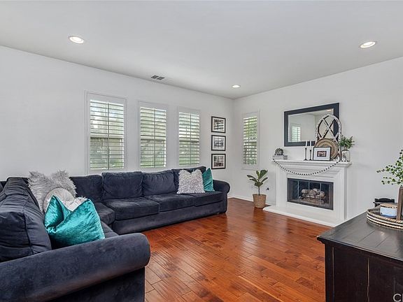 3rd image of 8606 Forest Park St