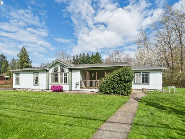 609 NE South Shore Rd, Portland, OR 97211