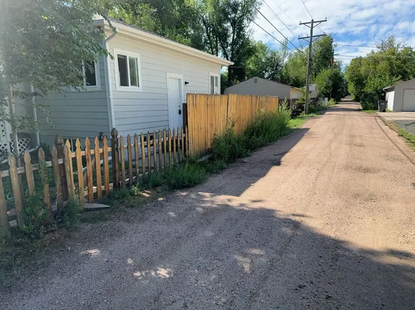 1410 17th St, Greeley, CO 80631