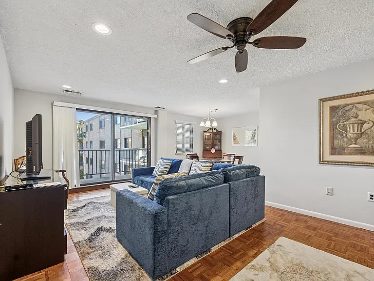 501 N Providence Rd #620 — Photo 3
