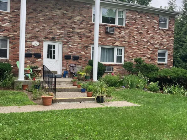 136 N Chestnut Street #19a, New Paltz, NY 12561