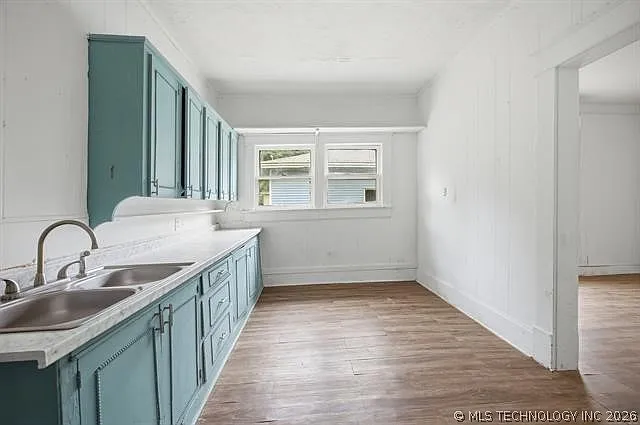 908 N Collins Ave — Photo 7