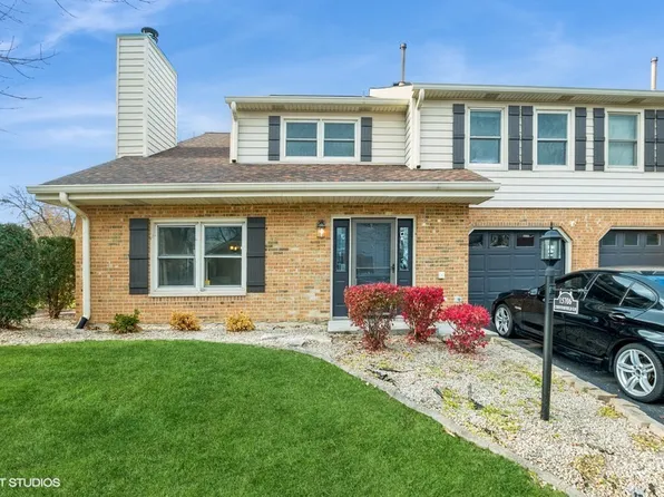 15706 Chesterfield Ln, Orland Park, IL 60462