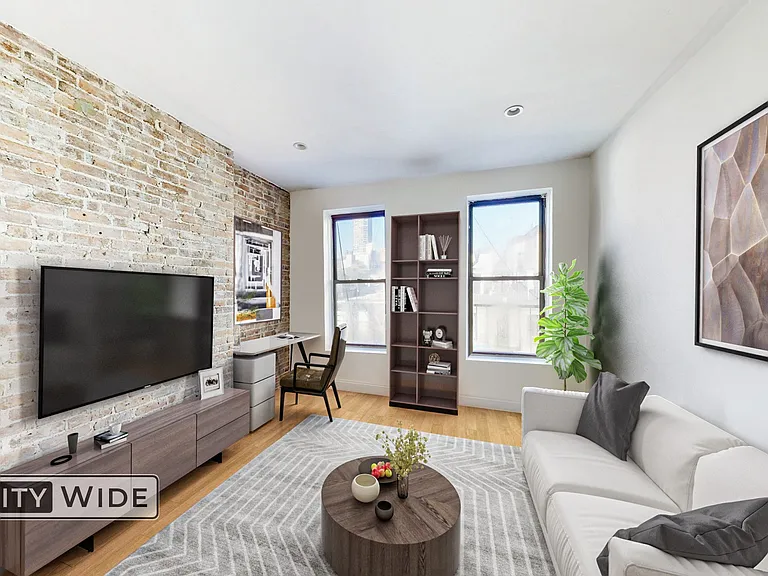 427 E 73rd St #5D — Photo 1