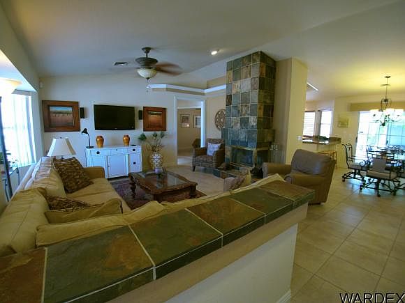 1st image of 3340 Hilldale Dr