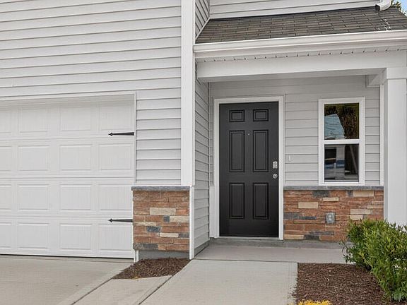 4th image of 84 Cheyenne Dr