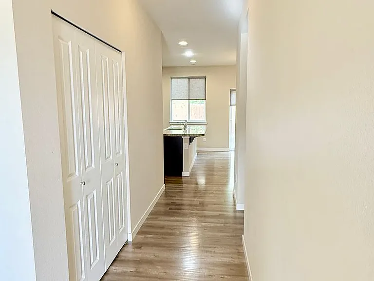 10347 White Deer Pl NW — Photo 2