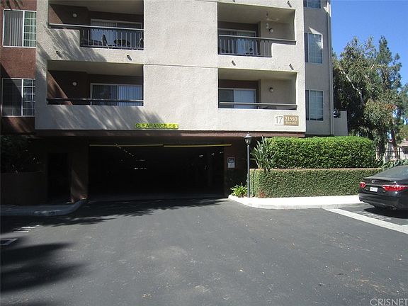 2nd image of 21550 Burbank Blvd APT 108
