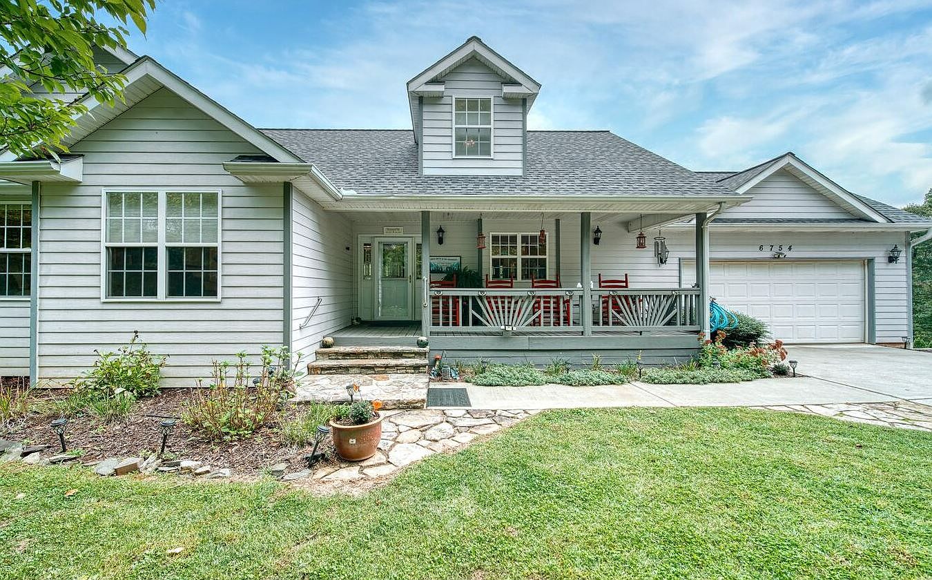 6754 Wood Lake Cir, Young Harris, GA 30582 Zillow